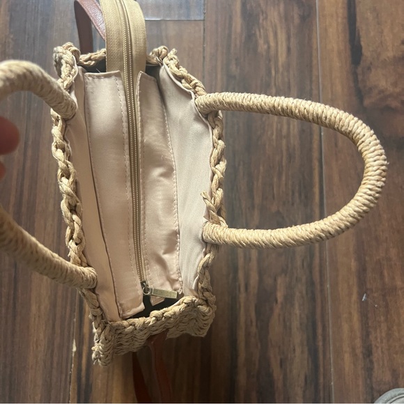 Reitmans Round Woven Straw Crossbody Bag with Brown Strap - Picture 6 of 7